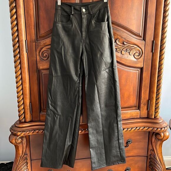 Black high rise coated wide leg pants - size 2 - Picture 1 of 5